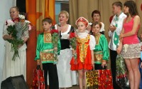 Оплески на честь наймолодших…